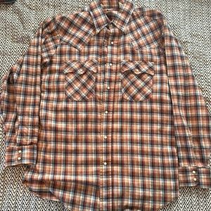 Vintage Levi’s pearl snap flannel